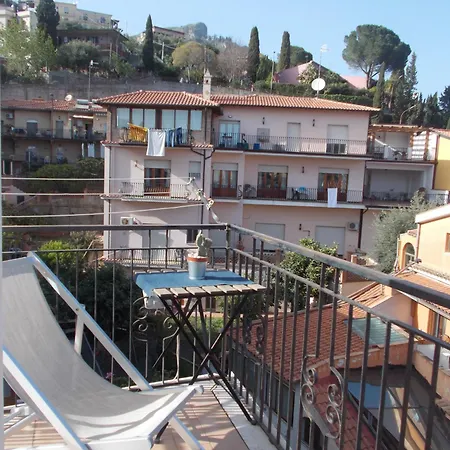 Il Melograno Apartment *